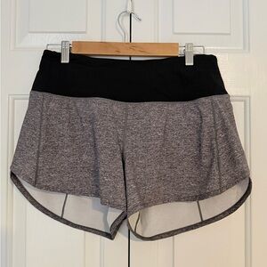 Lululemon Speed Up Mid-Rise Lined Short 4" - Grey/ Black (Size 8)